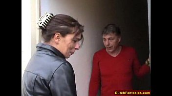 hd голландская мачеха учит застенчивого сына сексу video