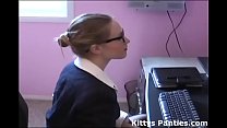 hd разве я не выгляжу взрослой в одежде моей мачехи video