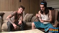 hd héteros tatuados puxando com força depois do strip poker video
