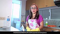 hd mamacitaz francis restrepo ботанистая латинская горничная поедает сперму в горячем сексе в видео от первого лица video