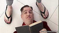 hd 足崇拝されたtsベイビー video