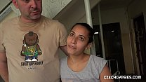 hd настоящая чехская цыганка мы встретили настоящую цыганку в грязном многоквартирном доме они показали нам как ебется video