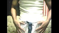 hd 彼の熱いコックを披露する新しいおいしい video