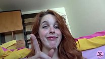 hd сосет член рыжая принимает камшот на лицо в видео от первого лица video