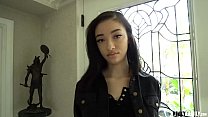 hd извращенная семья трахает сводную сестру скарлетт блум перед вечеринкой video
