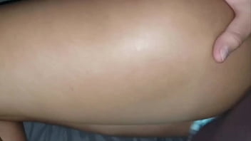 hd жопастая школьница пошла на вечеринку а отчим навещает ее ночью video