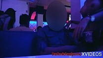 hd я прикасаюсь к тайской девушке с большими сиськами papang в баре agogo video