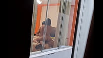 hd я слежу за своими друзьями из своей комнаты рабочая поездка я не могу поверить что моя подруга изменяет своему мужу video