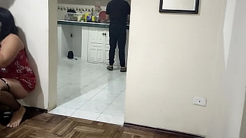 hd 私の妻の親友が彼を訪ねてきて私は彼の親友と彼をだまさずにはいられません私は忠実な妻ですが彼が私の夫よりも私にそれをする方法が好きです video