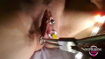 hd nippleringlover возбужденная милфа получает несколько колец в растянутой киске с пирсингом на губах video
