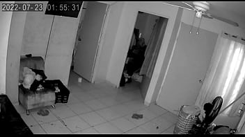 hd ドアの後ろで自慰行為をしている私の小さな姪を驚かせ彼女は私に触れます video