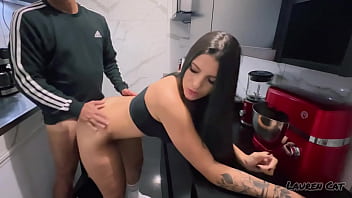 hd секс на кухне я пошла пить воду и допила ночью пить молоко video