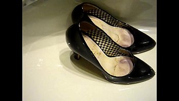 hd bbc office pumps piss video