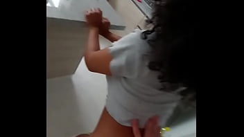 hd コロンビアのメデジンのキッチンで隣人とセックスした video