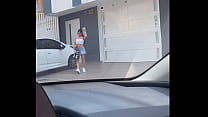 hd молодая наездница получает лом в машине водителя в общественном месте video