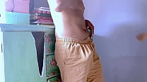 hd 夫が仕事中隣の男が私のスタジオで私を性交しています私が浮気妻であることはわかっていますが夫が私を性交しなかったらどうすればよいでしょうか video