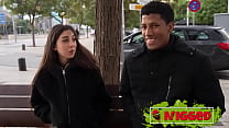 hd застенчивая миниатюрная испанка ванеса мерино хочет удивительную межрасовую сессию давайте сделаем это video