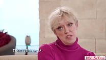 hd юная падчерица наблюдает как бойфренд трахает ее мачеху с большими сиськами video