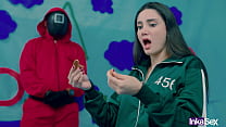 hd игра с кальмарами бразильянка виктория кармарго ломает печенье в игре с кальмарами и трахается в свою мясистую video