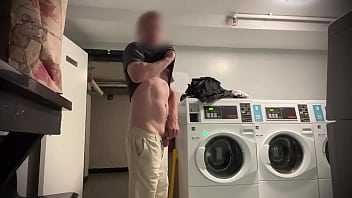 hd occiun public nudity while i stroke almost caught video