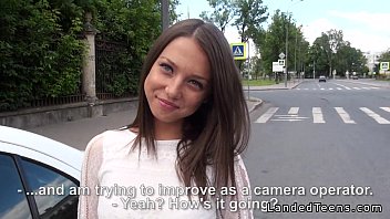hd красивую русскую тинку трахнули в анал на улице в видео от первого лица video